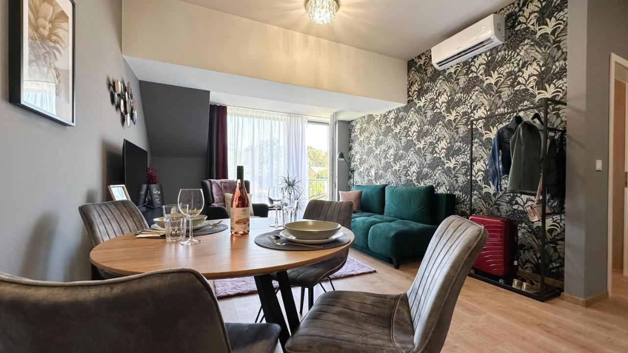 Linden Apartman 107 Glamour (Adults Only) Mosonmagyaróvár エクステリア 写真
